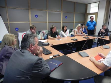 V bližini šole in vrtca nameščen prikazovalnik hitrosti 3